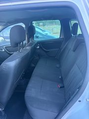 Dacia Duster 2011-thumb-6