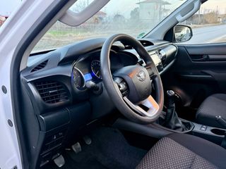 Toyota Hilux 2018 2.5 DIESEL 4X4-thumb-34