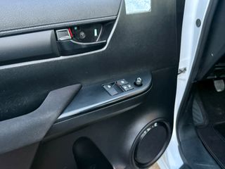 Toyota Hilux 2018 2.5 DIESEL 4X4-thumb-33