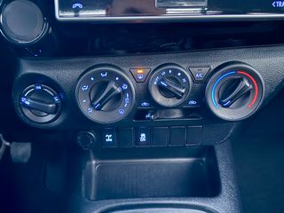 Toyota Hilux 2018 2.5 DIESEL 4X4-thumb-48