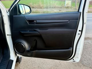 Toyota Hilux 2018 2.5 DIESEL 4X4-thumb-53