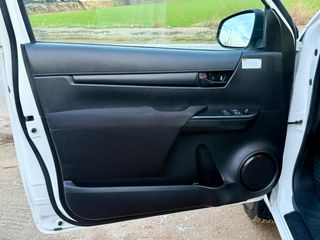 Toyota Hilux 2018 2.5 DIESEL 4X4-thumb-32