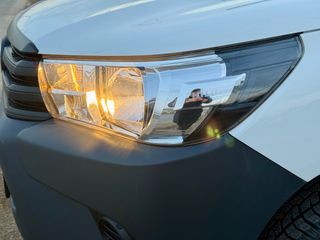 Toyota Hilux 2018 2.5 DIESEL 4X4-thumb-29