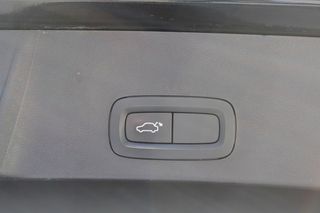 Volvo XC40 2020 ΜOMENTUM GEARTRONIC D3 2.0cc 150ps *ΓΡΑΜΜΑΤΙΑ*-thumb-6