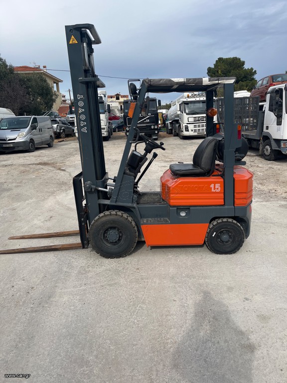 Toyota 2010 1,5τονου μοντέλο 2010