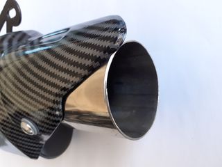 ΤΕΛΙΚΟ ΕΞΑΤΜΙΣΗΣ ΤΡΙΓΩΝΙΚΟ ΜΑΥΡΟ AKRAPOVIC-thumb-3