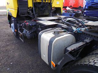 Volvo 2010 FH13 420 EEV-thumb-6