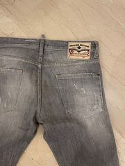 DSQUARED GREY WASH COOL GUY JEANS No 48-thumb-4