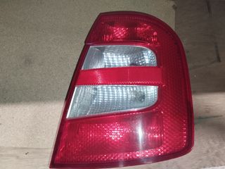 ΦΑΝΑΡΙ ΠΙΣΩ ΔΕΞΙΑ SKODA FABIA 1   99-08