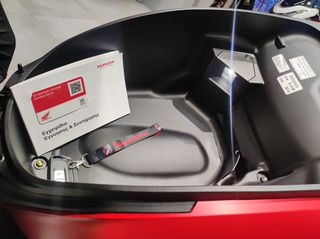 Honda SH 350i 2026 Sporty smart top box ΑΤΟΚΑ-thumb-11