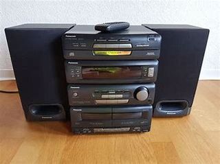 PANASONIC Hi-Fi / Amplifier 120 W + Radio + CD Changer + Double Tape Deck + Speakers (2x70 W)