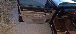 Audi A4 2001-thumb-7