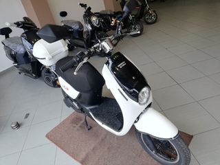 Honda 2022 Μ8 electric scooter (χωρις διπλωμα) Lithium..