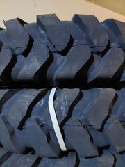 Ελαστικά για bobcat 10-16.5 και 12-16.5 σε τιμές χονδρικής-thumb-1