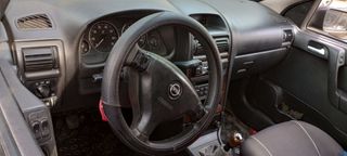 Opel Astra 2004