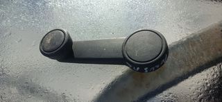 ΧΕΡΟΥΛΙ ΠΑΡΑΘΥΡΩΝ FORD FOCUS 1998-2004