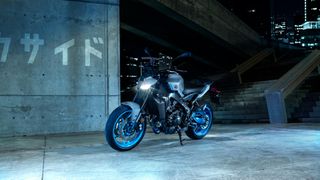 Yamaha MT-09 2025 ΧΕΙΡΟΚΙΝΗΤΟ-thumb-1