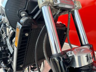 Yamaha Vmax 2001 1200-thumb-18