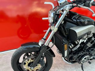 Yamaha Vmax 2001 1200-thumb-33