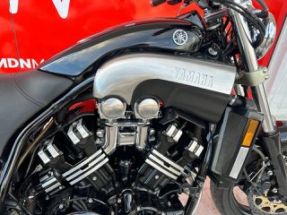 Yamaha Vmax 2001 1200-thumb-35