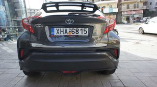 Toyota C-HR 2017 TOYOTA C-HR AWD/AUTO/NAVI-thumb-4