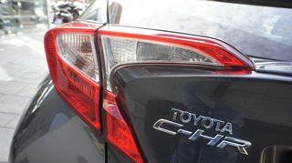 Toyota C-HR 2017 TOYOTA C-HR AWD/AUTO/NAVI-thumb-6