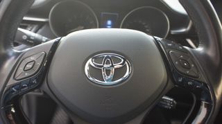 Toyota C-HR 2017 TOYOTA C-HR AWD/AUTO/NAVI-thumb-42