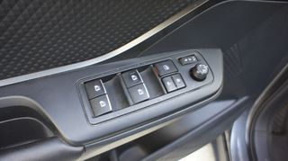 Toyota C-HR 2017 TOYOTA C-HR AWD/AUTO/NAVI-thumb-35
