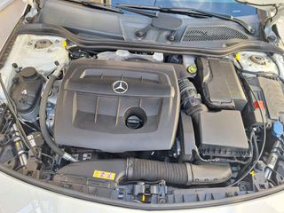 Mercedes-Benz CLA 180 2015 AMG-thumb-13