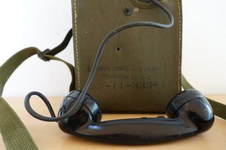 Τηλέφωνο εκστρατείας US Army EE8-thumb-1