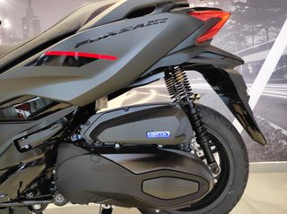 Honda Forza 350 2026 SPECIAL COLOR-thumb-8