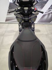 Honda Forza 350 2026 SPECIAL COLOR-thumb-10