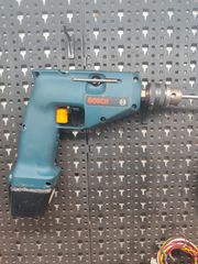 Bosch δραπανοκατσαβιδο με δύο μπαταρίες λιθίου