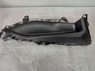 ΔΕΞΙ ΠΑΤΩΜΑ X-MAX 300