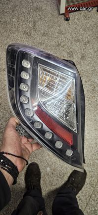 ΠΙΣΩ ΑΡΙΣΤΕΡΟ ΦΑΝΑΡΙ TOYOTA YARIS 2011-2014 LED HIBRID