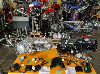 moter Daytona Anima 190cc  62.0 x 62 mm Decom electric starter gia honda z50 monkey - gorilla - skyteam - Jintong c50 glx50 astrea supra  MODIFYING GARAGE "since1993" TAKEGAWAGR - 4miniracingparts,gr