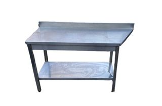 Τραπέζι εργασίας με φάλτσο