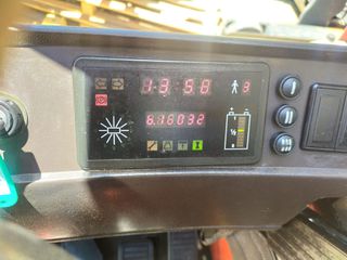 BT 2003 RR B3  2003-thumb-9