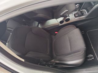 Renault Megane 2017 1.5 DCI LIMITED-thumb-11