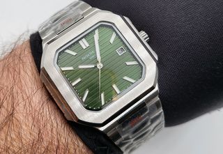 Patek Philippe Cubitus green dial replica-thumb-5
