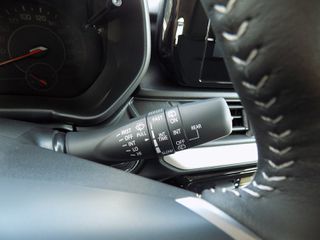 Suzuki Swift 2026 HYBRID 1.2 GL+-thumb-19