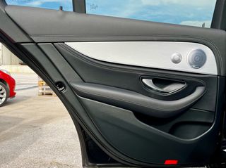 Mercedes-Benz E 300 2020 de AMG Line plug in Hybrid Diesel - KDP Garage-thumb-33