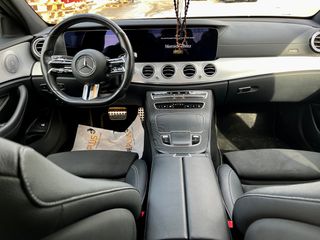 Mercedes-Benz E 300 2020 de AMG Line plug in Hybrid Diesel - KDP Garage-thumb-47