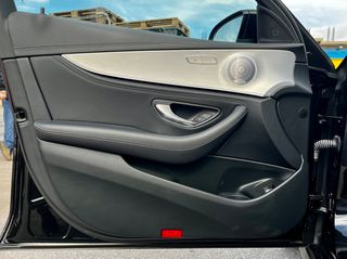 Mercedes-Benz E 300 2020 de AMG Line plug in Hybrid Diesel - KDP Garage-thumb-27