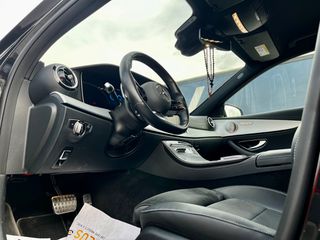 Mercedes-Benz E 300 2020 de AMG Line plug in Hybrid Diesel - KDP Garage-thumb-28