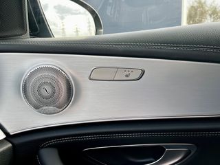Mercedes-Benz E 300 2020 de AMG Line plug in Hybrid Diesel - KDP Garage-thumb-60