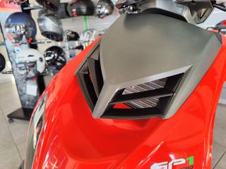 Derbi GP-1 50 2008 REVOLUTION RACING-thumb-9