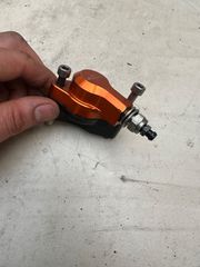 Τρόμπα συμπλέκτη KTM-thumb-3