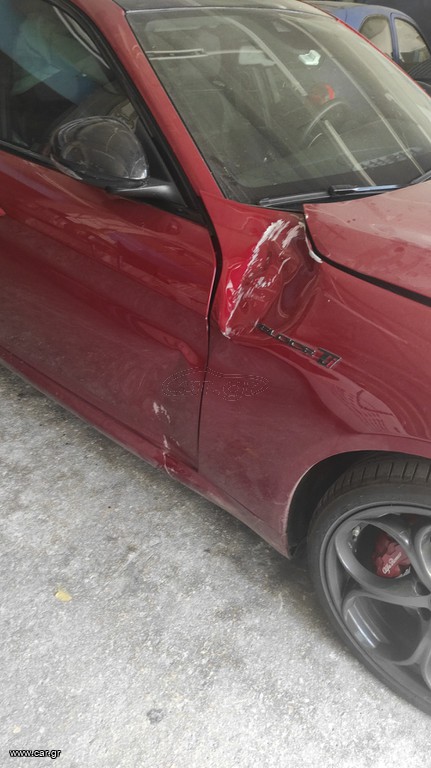 Alfa 147 πολλά ανταλλακτικά μηχανικά φανοποιοιας καθίσματα κλπ