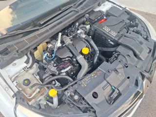 Renault Megane 2016-thumb-21